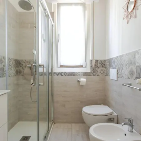 Апартаменты Bnbest Arco Chic 2 Pax *